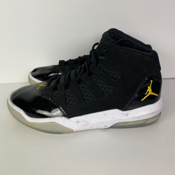 Nike Jordan Max Aura Shoes Men's 9.5 Black University Gold White Basketball Air - Picture 7 of 14